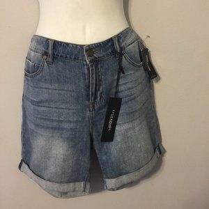 Liverpool jeans walking shorts